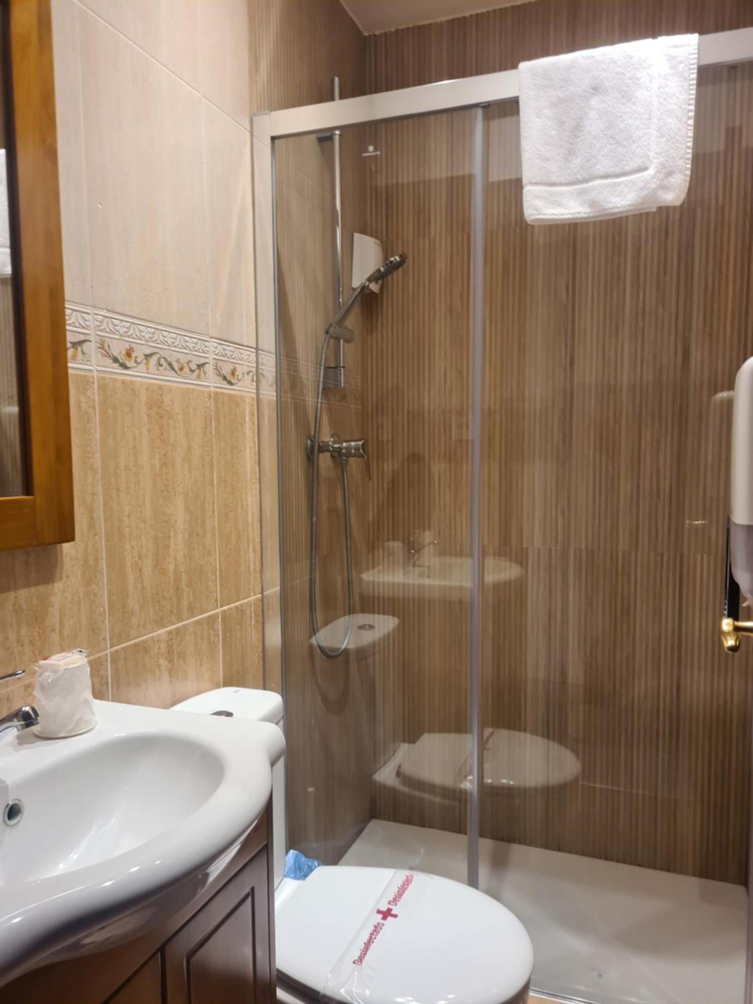 Rooms Castro Centro Кастро-Урдиалес Экстерьер фото