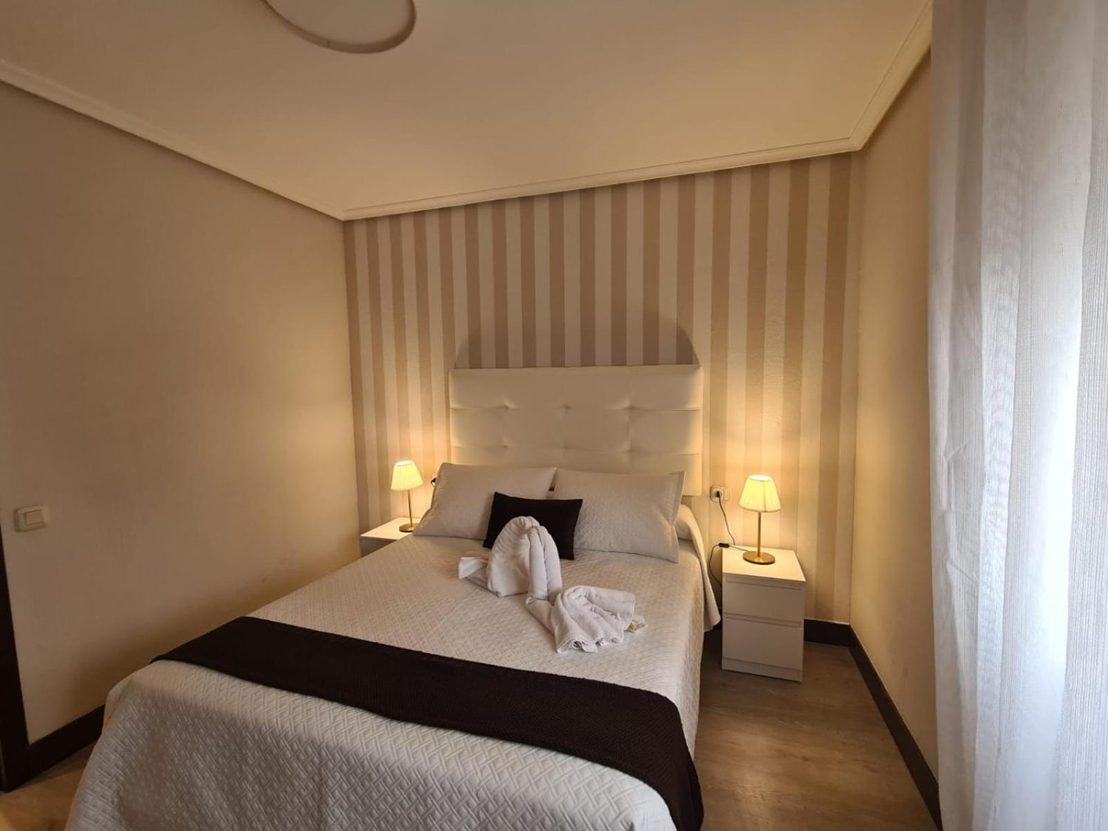 Rooms Castro Centro Кастро-Урдиалес Экстерьер фото